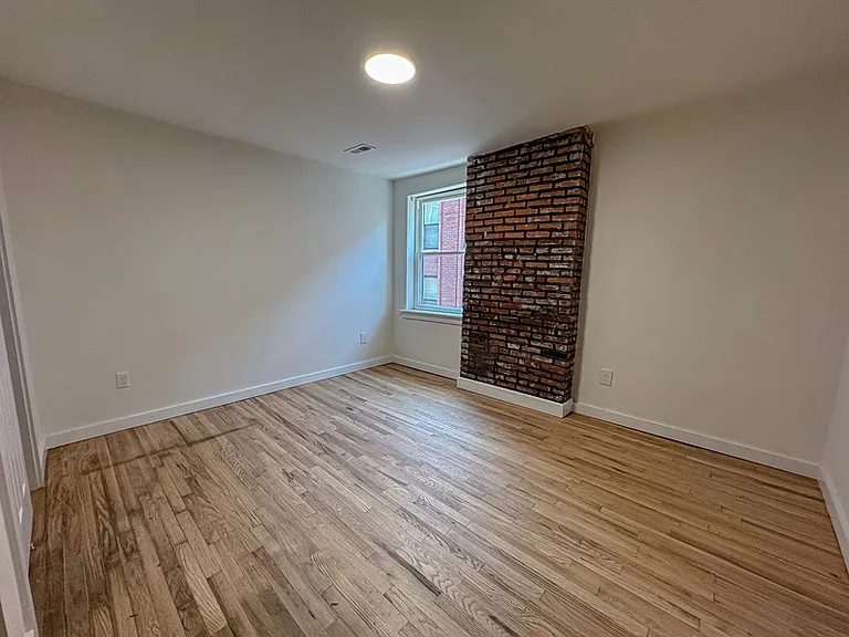 536 N 19th St #3 — Photo 9