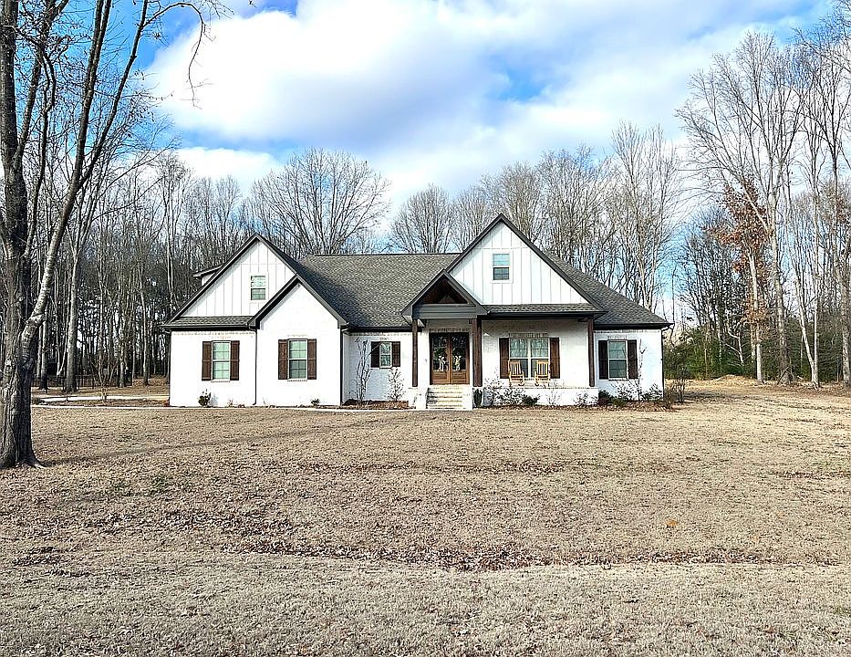 1st image of 106 Ridge Oak Ln