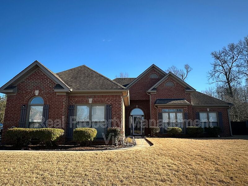 1st image of 400 Stonecreek Dr