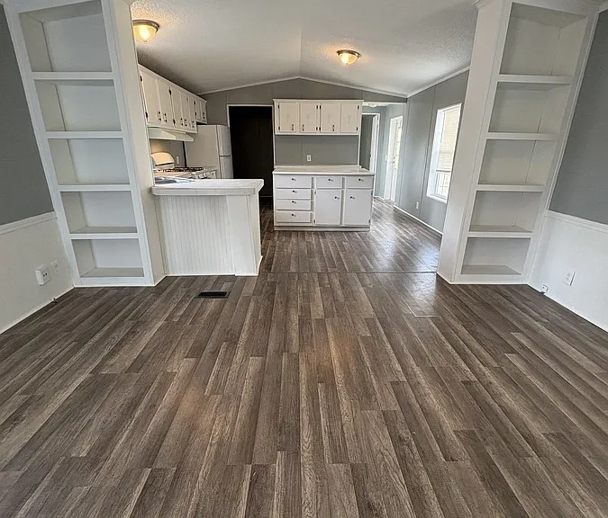 3810 S Thompson St #18 — Photo 4
