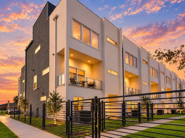 2105 Engelmohr St #H, Houston, TX 77054