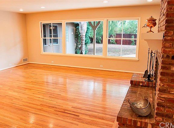 3rd image of 9750 La Canada Way