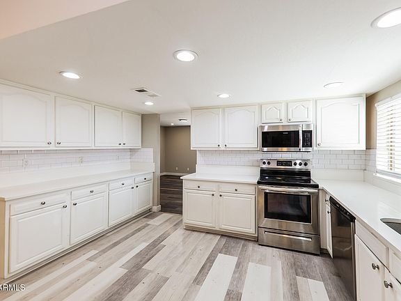 3rd image of 10215 N 35TH Drive