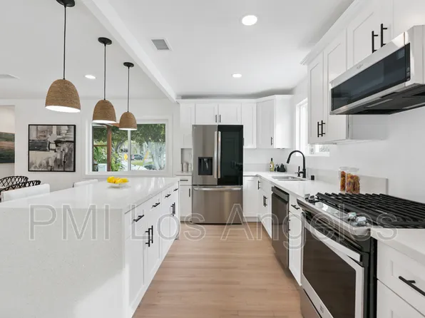 11333 Braddock Dr, Los Angeles, CA 90230