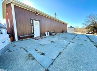 401 3rd St, Searsboro, IA 50242