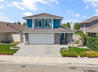 11 Halfmoon, Irvine, CA 92614