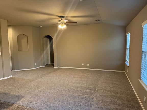 4th image of 4114 W 105th St S