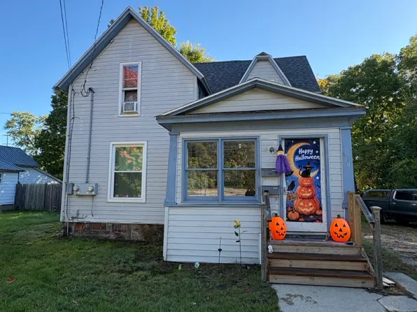 418 N Bridge St #1, Belding, MI 48809