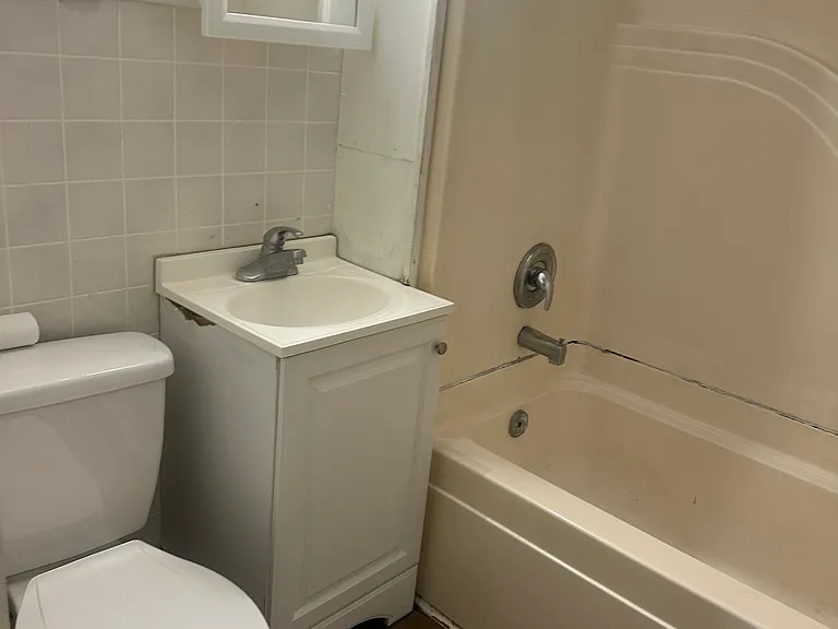 1023 S 21st St #2 — Photo 7