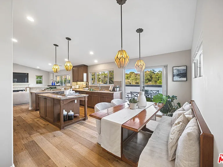 28935 W Beach Ln — Photo 17