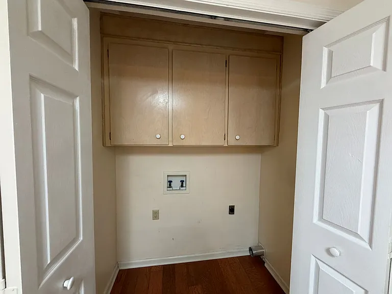 501 Pine St — Photo 8