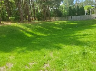 42 Boot Pond Rd, Plymouth, MA 02360