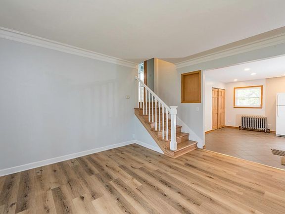 5th image of 10066 W Wadsworth Rd