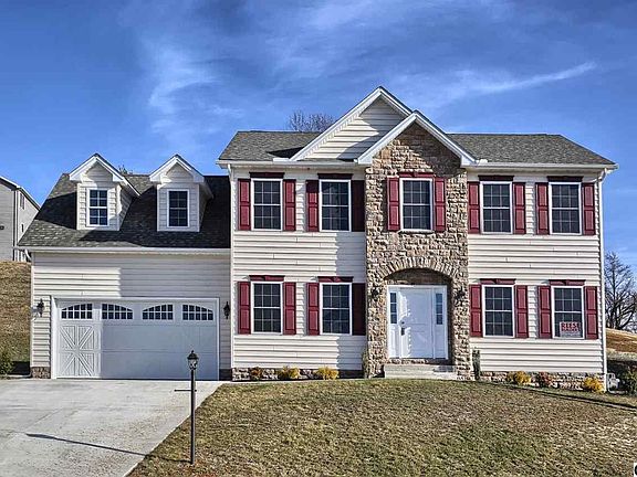 2nd image of 13 Grandview Dr