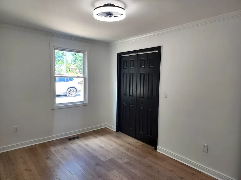 1828 Maxton Ave — Photo 21