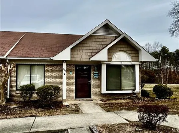 919 Belmont Dr, High Point, NC 27263