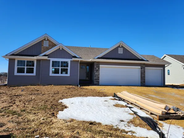 441 Live Oak Ln, Poplar Grove, IL 61065