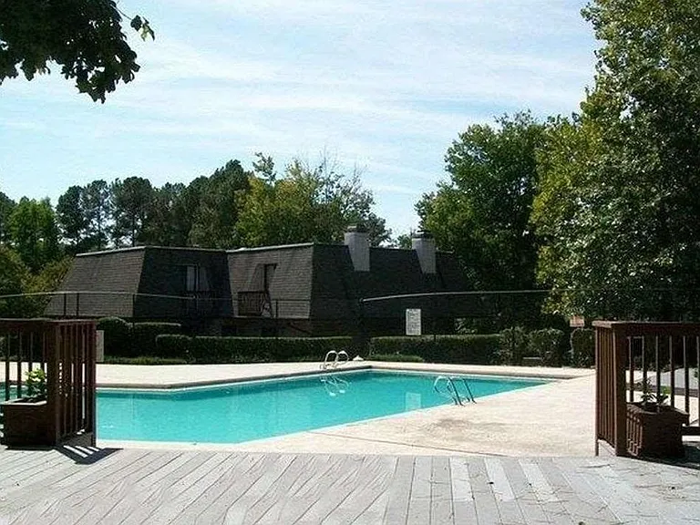 279 Summerwalk Cir — Photo 29