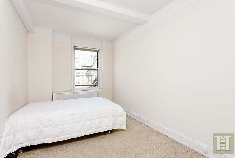 2nd image of 10 Mitchell Pl APT 9D