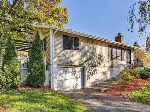968 Hanover Road, Meriden, CT 06451