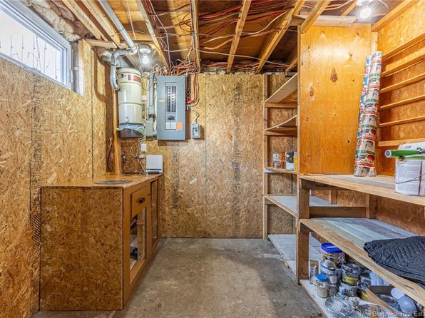 1130 Rockland Dr, Bathurst, NB E2A 3T9