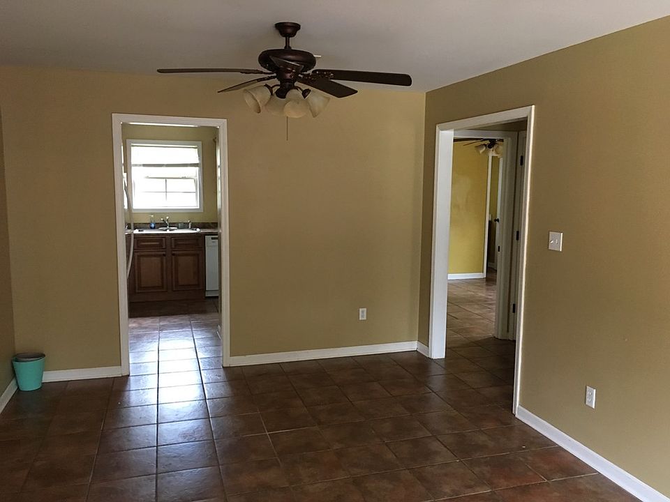 2nd image of 424 County Road 202