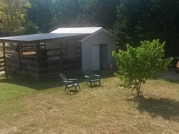 Outbuilding/Barn
