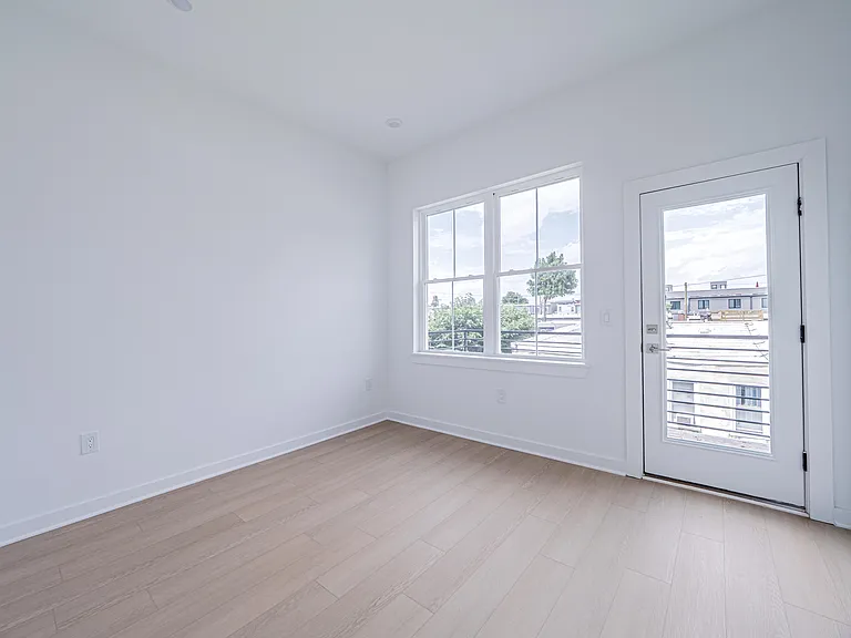 2403-07 W Thompson St #6 — Photo 10