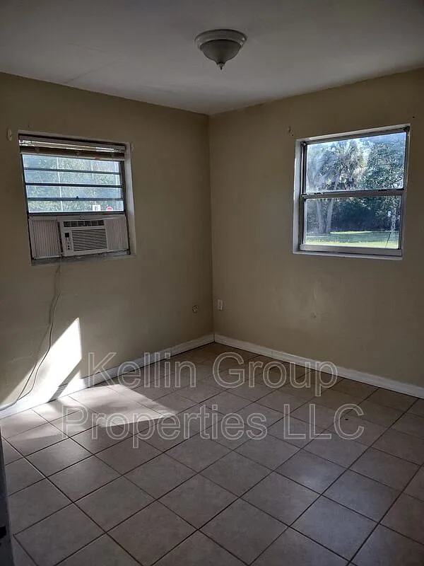 2 bed, 1.0 bath, 624 sqft, $925 — Photo 3