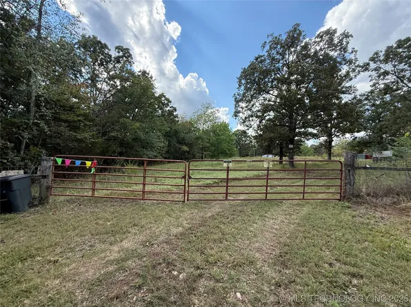 17844 E 688th Rd, Tahlequah, OK 74464