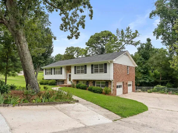 2601 Fargo Dr, Birmingham, AL 35226