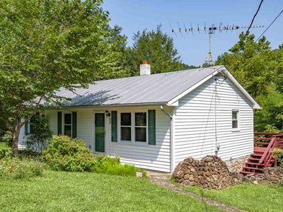 548 Spruce Creek Ln, Nellysford, VA, 22958
