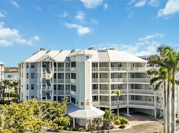 1240 Dolphin Bay Way APT 304, Sarasota, FL 34242
