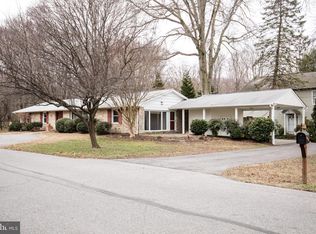 2110 Bay Dr, Annapolis, MD 21409