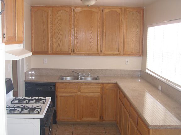 4th image of 6200 Coldwater Canyon Ave