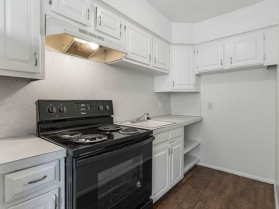 4th image of 4633 S 33rd West Ave #B3
