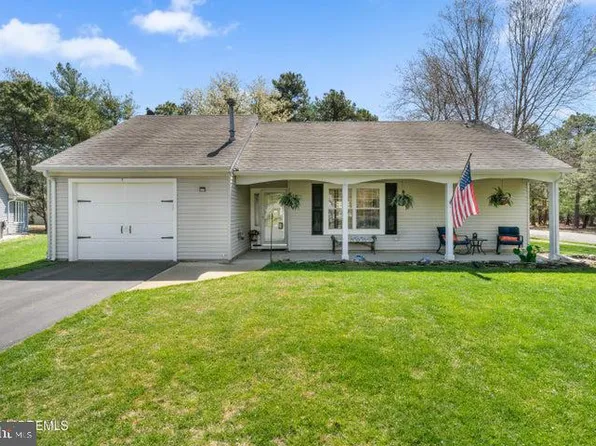 6 Wales Ct, Forked River, NJ 08731