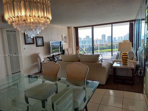 5th image of 3701 N Country Club Dr APT 1706
