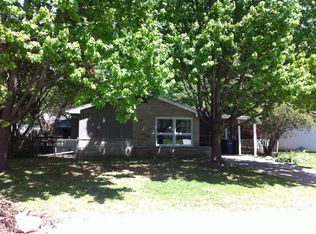 46 Robinhood Ln, Springfield, IL 62704