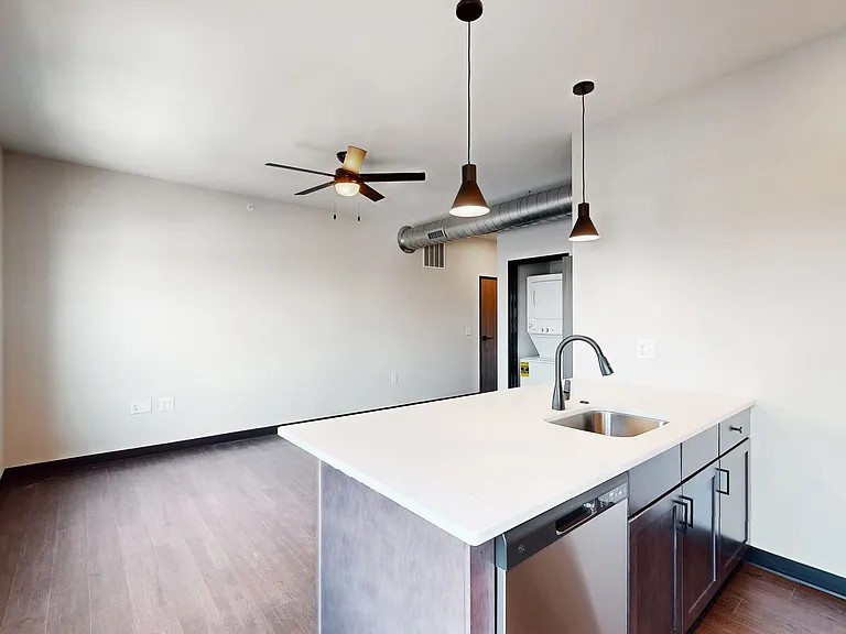 151 Lofts — Photo 99