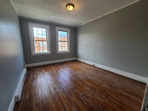 30 Dorothy St, Hartford, CT