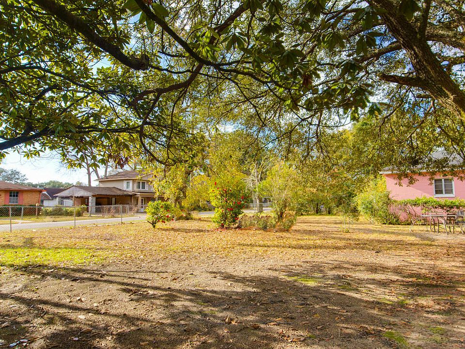 1st image of 5865 Branch Ave
