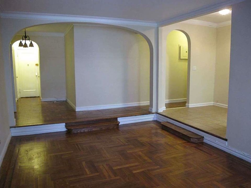 1st image of 4107 42nd St APT 2