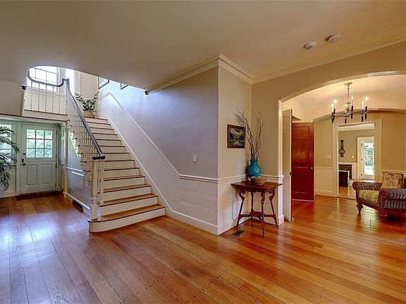 4th image of 21 Prospect St