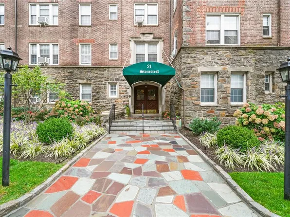 21 N Chatsworth Avenue #5C, Larchmont, NY 10538