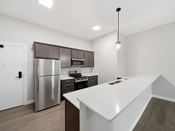 3rd image of 115 S Main St #306