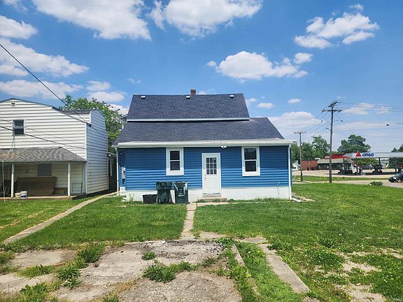 5th image of 1403 W Memorial Dr #3