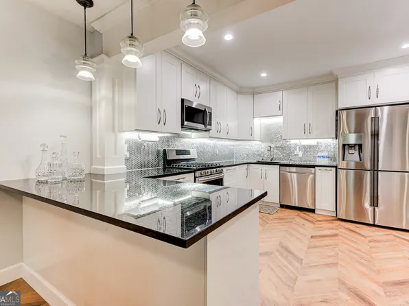 2075 Clairmeade Valley Rd NE, Atlanta, GA 30329