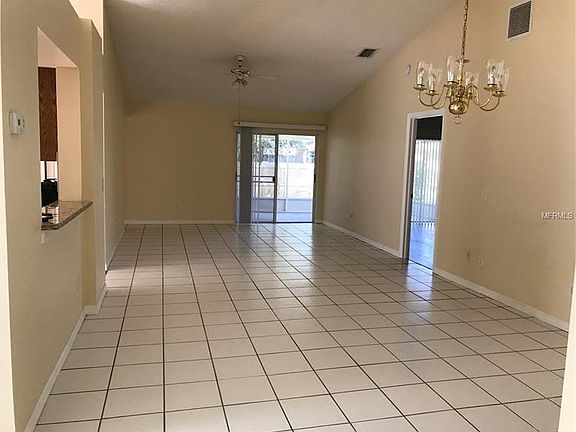 4th image of 1114 Hardwood Dr