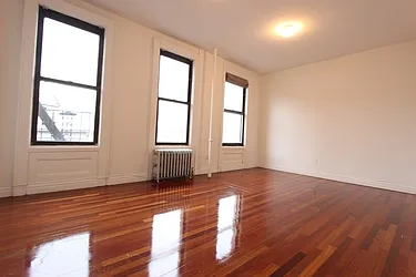 Rented by Dynamik Realty